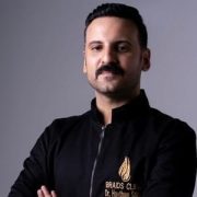 صورة دكتور هيثم سالم